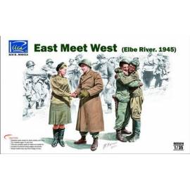 East meet West (Elbe River. 1945) 