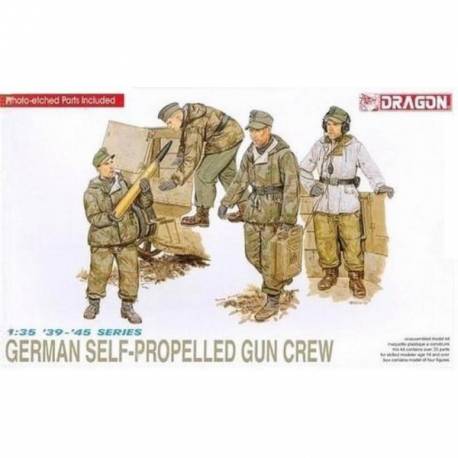 German Self-Propelled Gun Crew 