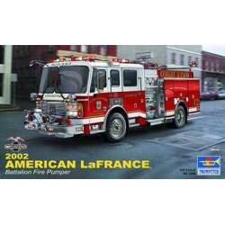 CAMION POMPIERS DE NEW YORK "AMERICAN LaFRANCE" 2001/2002