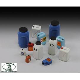 Plastic chemical/water containers & bottles