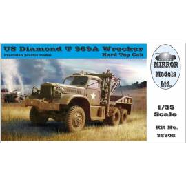 US Diamond T 969 Wrecker Hard Top