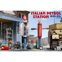 ITALIAN PETROL STATION 1930-40s