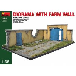 DIORAMA WITH FARM WALL 