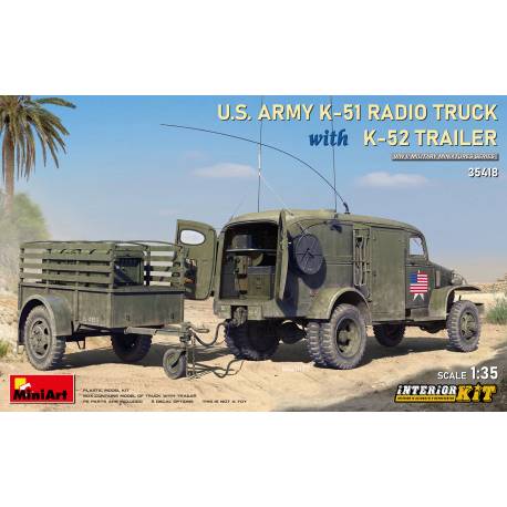 CAMION RADIO K-51 DE L'ARMÉE AMÉRICAINE AVEC REMORQUE K-52. KIT INTÉRIEUR